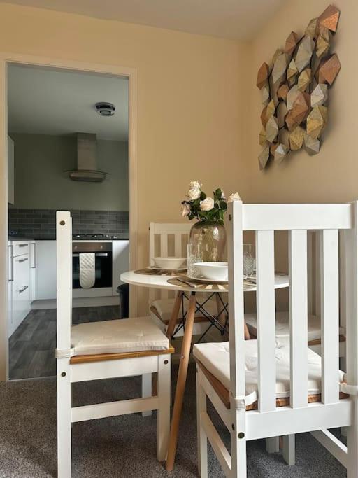 Stylish 2 Bedrooms Flat In A Quiet Cul-De-Sac Area, Near Sheffield City Centre With Free Parking Kültér fotó