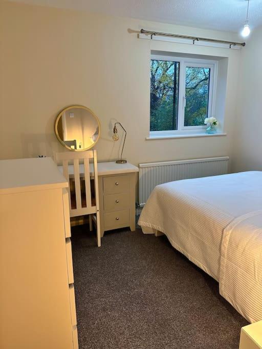 Stylish 2 Bedrooms Flat In A Quiet Cul-De-Sac Area, Near Sheffield City Centre With Free Parking Kültér fotó