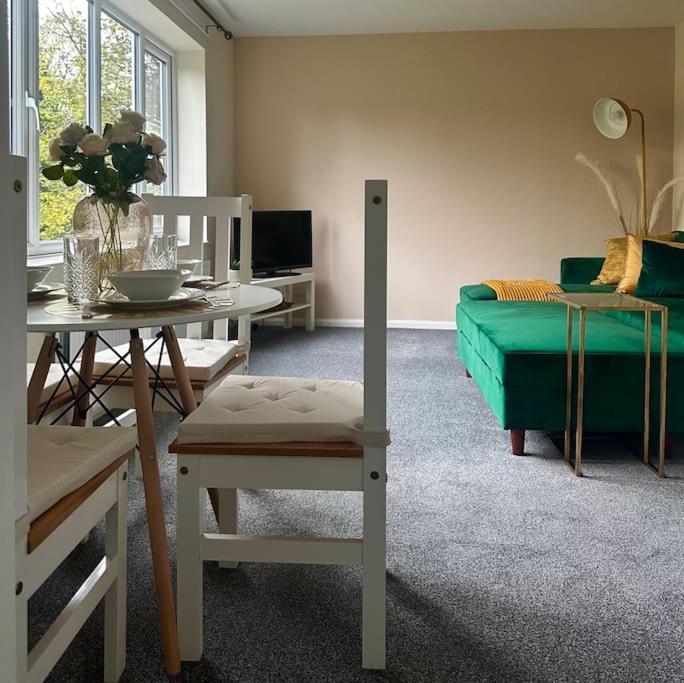 Stylish 2 Bedrooms Flat In A Quiet Cul-De-Sac Area, Near Sheffield City Centre With Free Parking Kültér fotó
